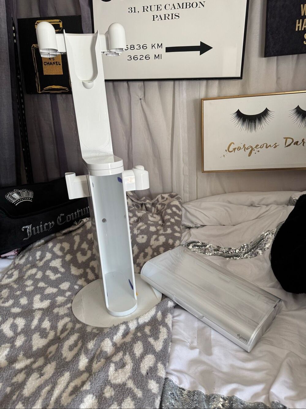 Dyson V10 stand/ display,holder, & tool drawer (no tools)